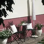 Lechner Apartman *