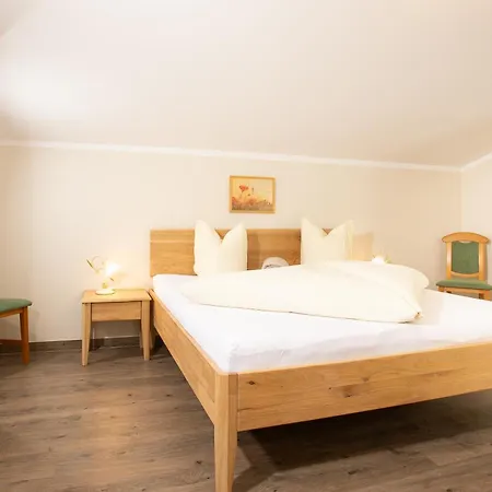 דירה Lechner פרטיסאו